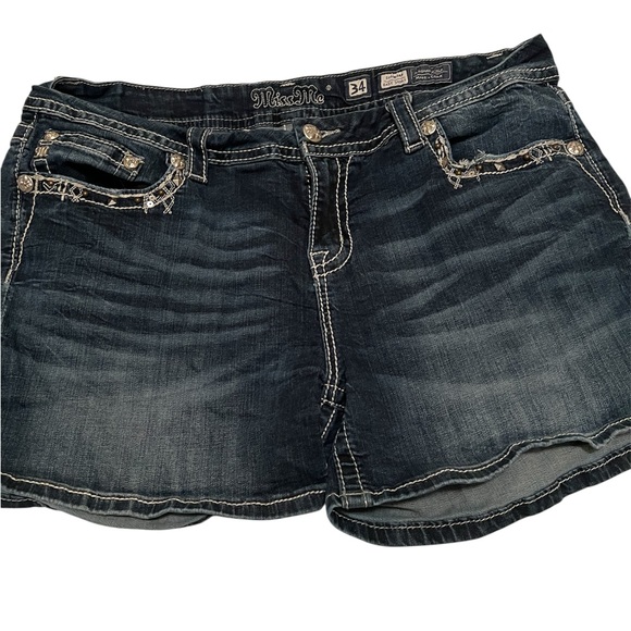 Miss Me Indigo Denim Shorts - Picture 2 of 4